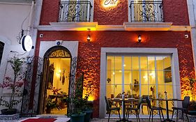 AtaÇesme Otel